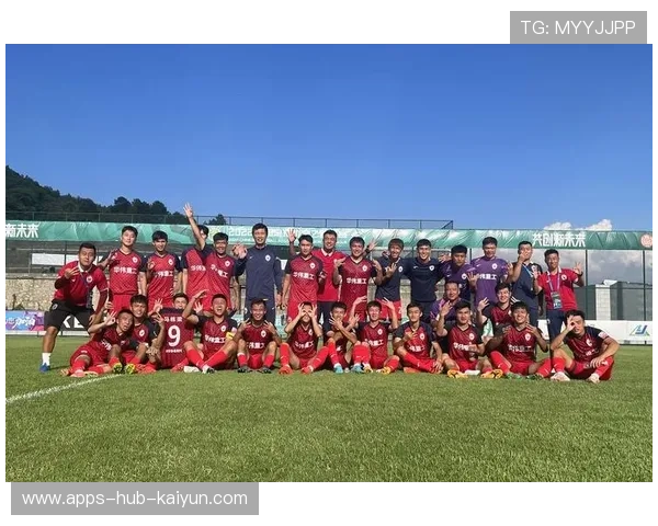 山东泰山高压前场夺回主动权，场面变得极具压迫感