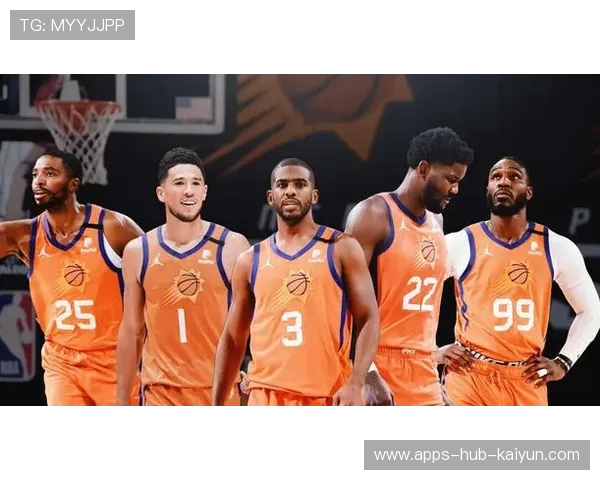 布克漂移跳投稳稳入网,太阳进攻再次发力