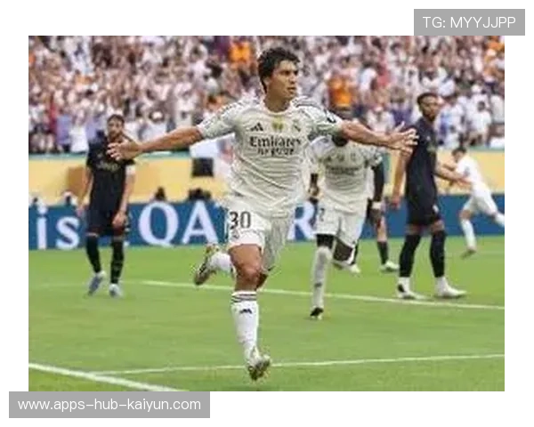 皇马贡萨洛弧顶劲射:一脚定江山的艺术与力量 皇马贡萨洛弧顶劲射:一脚定江山的艺术与力量